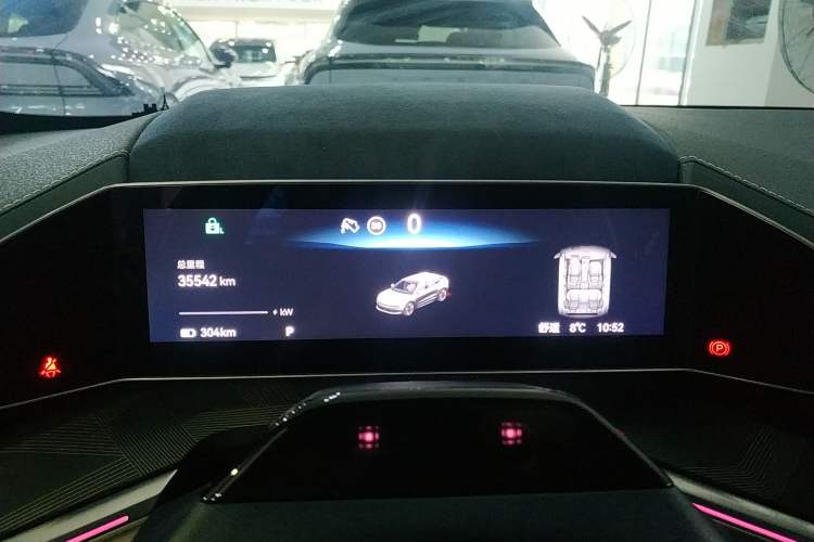 Used Zeekr 001 2023 WE Edition 86 kWh
