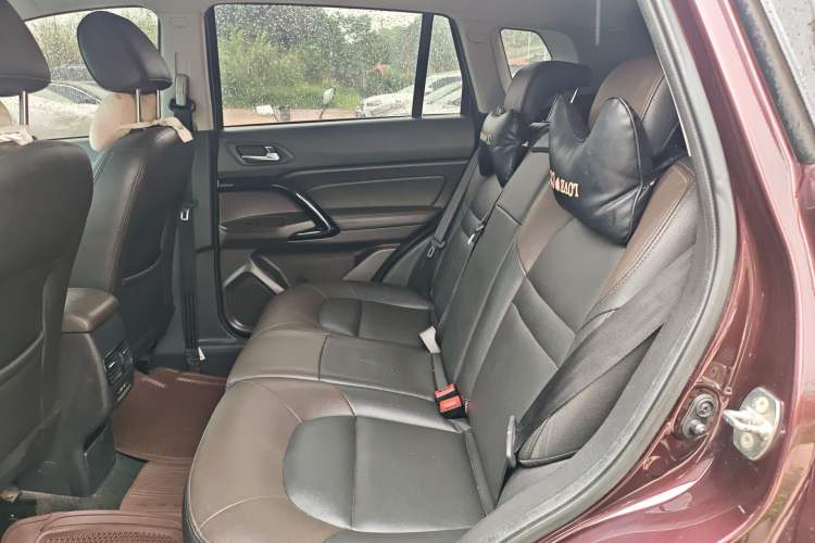 Used GAC Trumpchi GS4 2017 200T G-DCT Two-Wheel Drive Elite Edition
