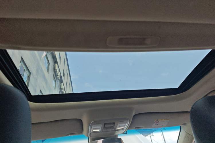 Used Geely Auto Emgrand GL 2018 1.8L Manual Elite Smart Connectivity Version Headliner