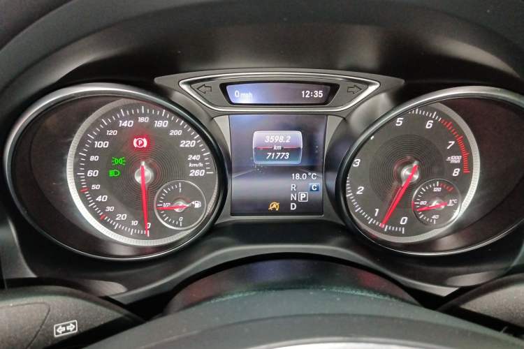 Used Mercedes-Benz CLA 2017 Facelifted CLA 200 Stylish Edition