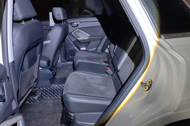 Used Audi Q3 2020 35 TFSI Fashion Dynamic Model
