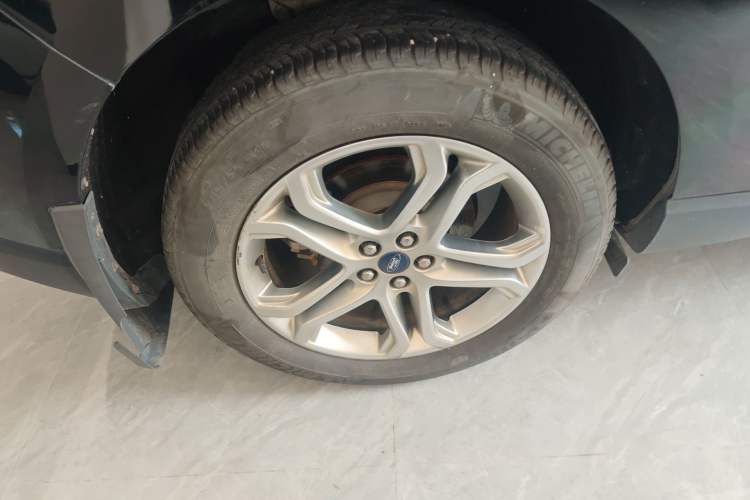 Used Ford Edge 2018 EcoBoost 245 Two-Wheel-Drive Titanium 7-Seater China V Standard
