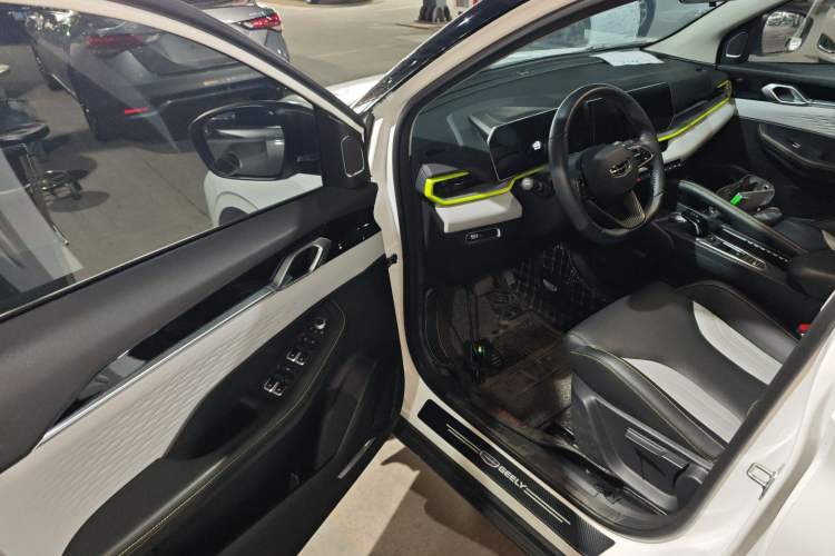 Used Geely Auto Coolray 2022 Bin Yue COOL 1.5TD DCT Hot Engine Edition Driver Seat