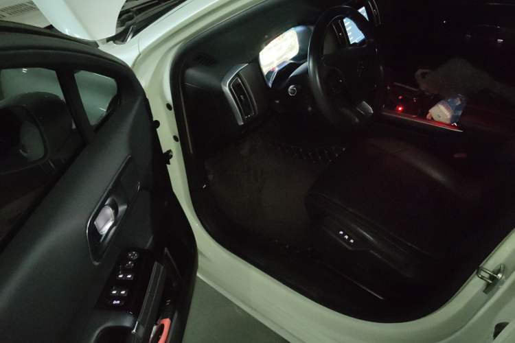 Used Citroen C6 2017 380THP Prestige Model
