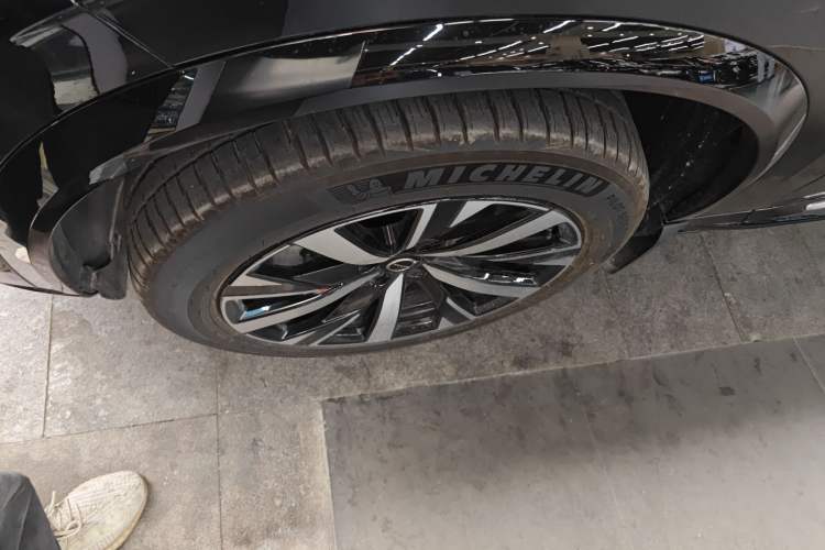 Used Volvo XC90 2025 Facelifted B5 Zhiyi Luxury Edition 5 Seats