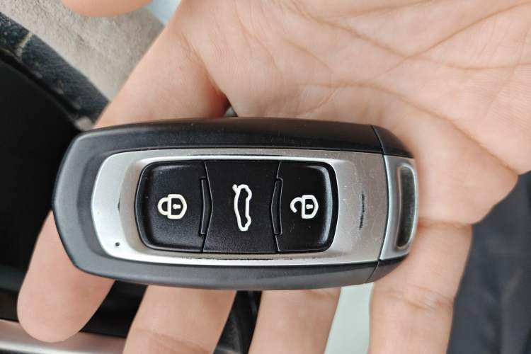 Used Geely Auto Vision X3 2017 1.5L Automatic Luxury Model
