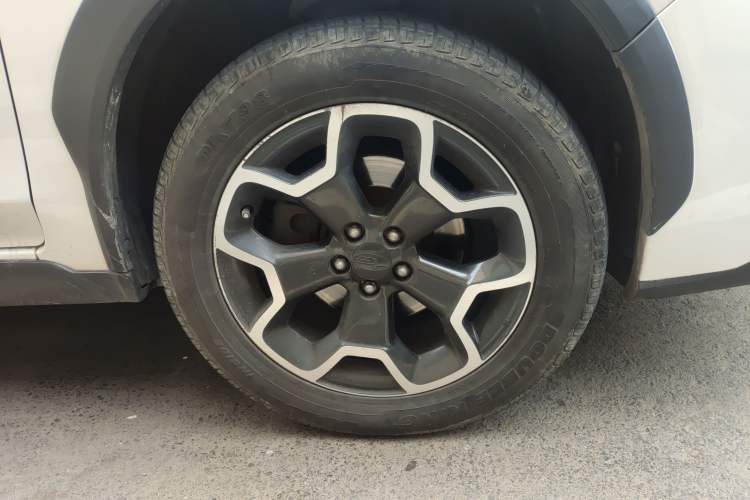 Used Subaru XV 2012 2.0i Elite Edition Right Front Wheel Hub