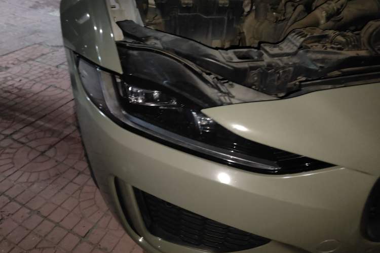 Used Jaguar XEL 2021 2.0T 250 PS R-DYNAMIC S Advanced Sport Edition Right Front Headlight