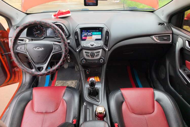 Used Chery Arrizo 5 2017 1.5L Manual Fashion Edition Center Console