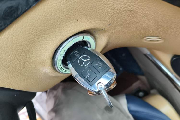 Used Mercedes-Benz Vito 2013 3.0L Elite Edition