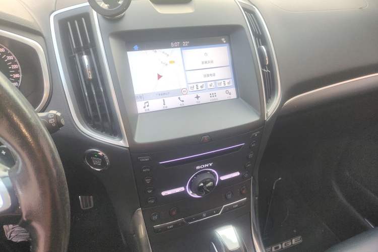 Used Ford Edge 2016 EcoBoost 245 Four-Wheel Drive Titanium 7-Seater