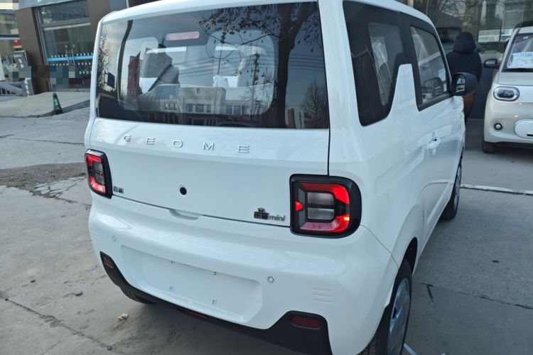 Used Geely Galaxy Panda 2024 Panda Mini 200km Endurance Bear