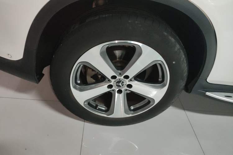 Used Mercedes-Benz GLC 2017 GLC 300 4MATIC Sport Edition