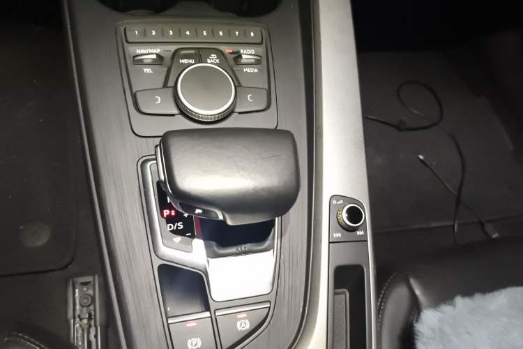 Used Audi A4L 2019 40 TFSI Ambition China VI