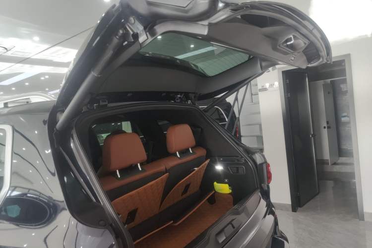 Used BMW X7 2020 xDrive40i Luxury M Sport Package