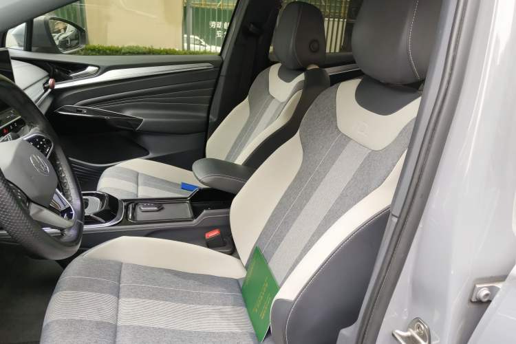 Used Volkswagen ID.4 CROZZ 2022 Standard Range PURE Edition