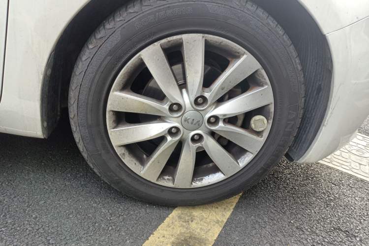 Used Kia K3 2013 1.6L Automatic GLS