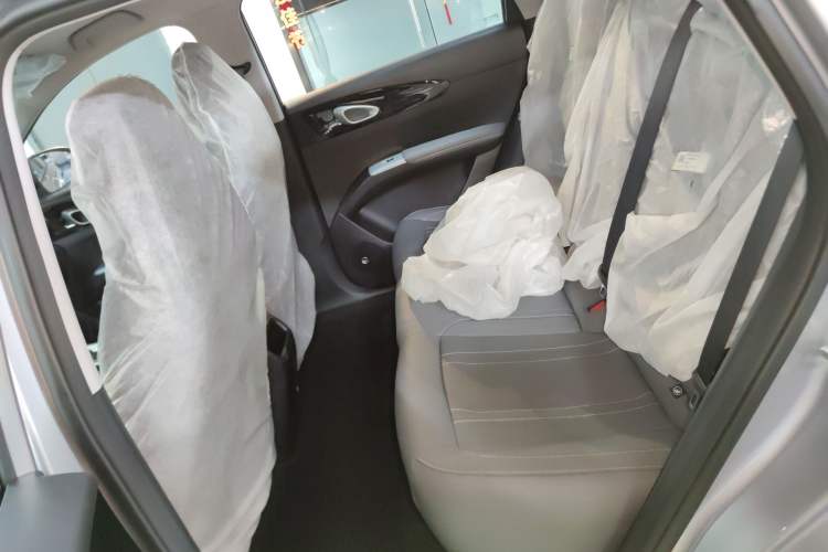 Used Geely Galaxy Geome 2026 Model 310km Youth Edition Left Rear Seat