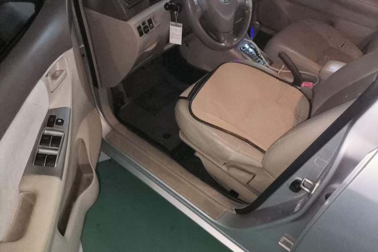 Used Toyota Corolla EX 2011 1.6L Automatic Classic Edition