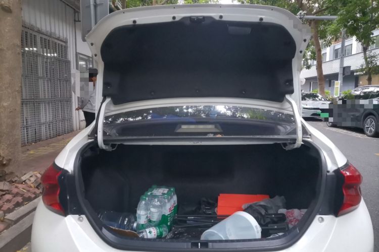 Used Toyota Levin 2017 Revised Dual-Engine 1.8H GS E-CVT Elite Sunroof Version China V Standard Trunk