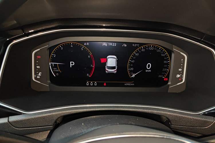 Used Volkswagen T-ROC 2021 280TSI DSG Two-Wheel Drive Comfort Connect Edition
