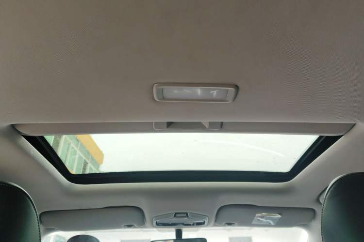 Used Geely Auto Emgrand 2022 4th Generation 1.5L CVT Luxury Model Headliner