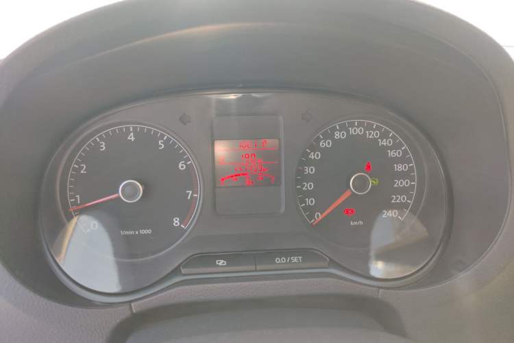 Used Volkswagen Polo 2013 1.6L Automatic Luxury Edition
