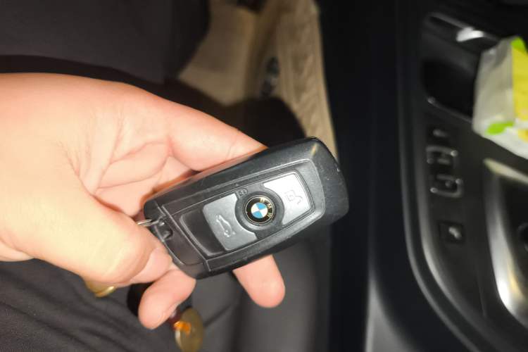 Used BMW 3 Series 2017 320Li Fashion Model
