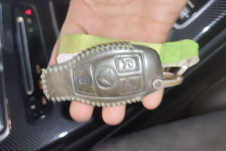 Used Mercedes-Benz GLC 2018 Facelift GLC 260 4MATIC Luxury Edition
