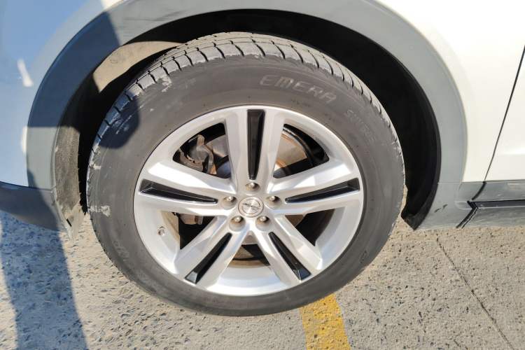 Used Zotye T700 2017 1.8T Dual-Clutch Prestige Model
