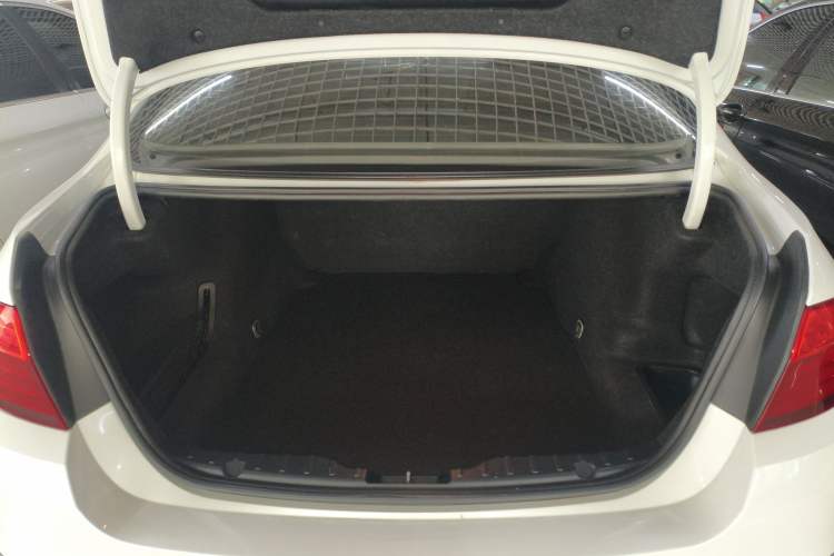 Used BMW 5 Series 2017 525Li Luxury Design Package
