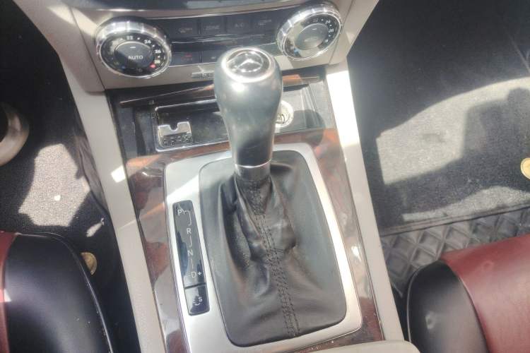Used Mercedes-Benz C-Class 2013 C 260 CGI Elegant Model Gear Lever