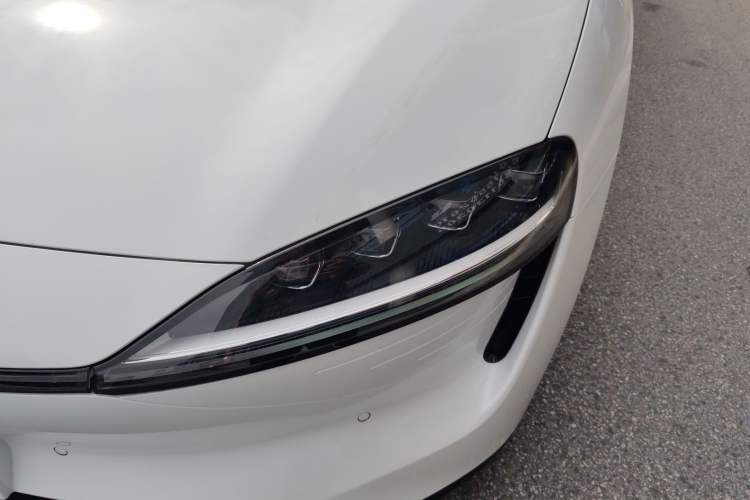 Used Hima Luxeed S7 2024 Max Left Front Headlight