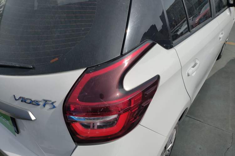 Used Toyota Vios FS 2021 1.5L CVT Fengchi Edition Exterior 3