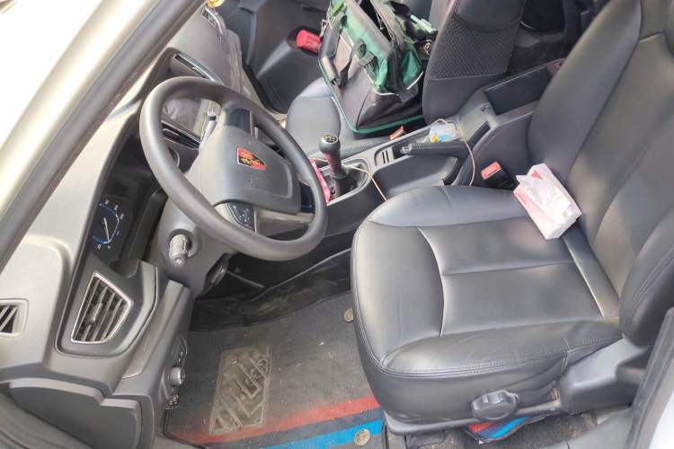 Used Roewe 360 2015 1.5L Manual Luxury Edition Left Front Seat