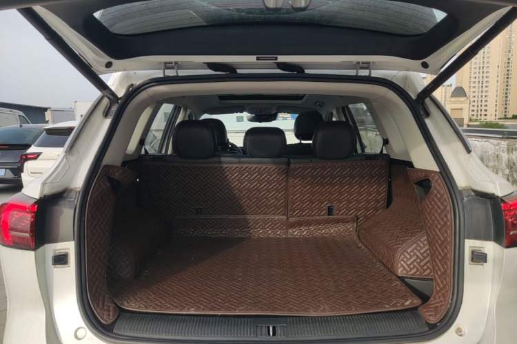 Used Roewe RX5 MAX 2022 1.5T Automatic Zhiwei Prestige Edition
