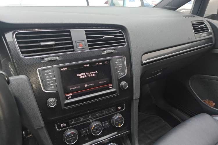 Used Volkswagen Golf GTI 2016 2.0 TSI GTI Audio And AC Panel