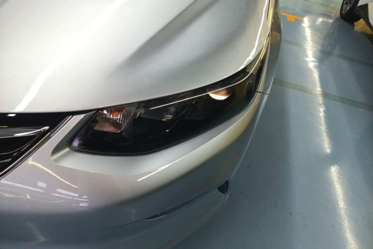 Used Buick VELITE 5 2017 Urban Extended-Range Model Left Front Headlight