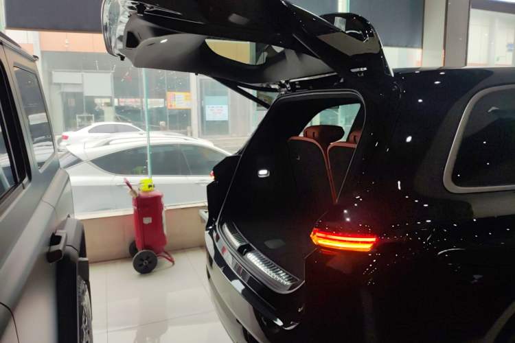 Used Li Auto L9 2025 Ultra Smart Refreshed Edition
