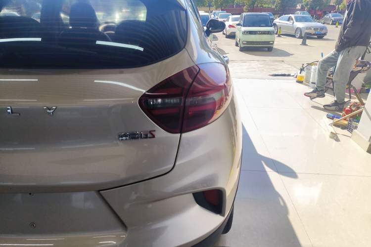 Used Geely Auto Emgrand GS 2020 1.4T CVT Ya
