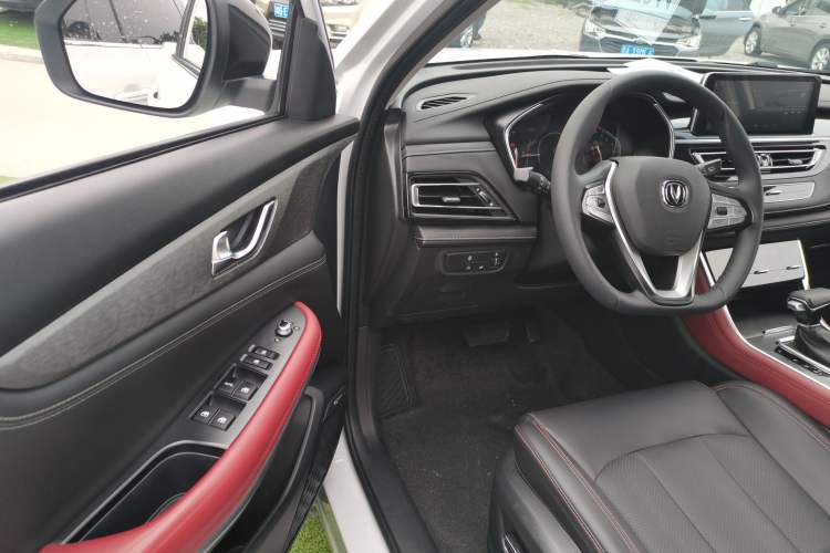 Used Changan CS75 2022 Blue Whale Edition 1.5T DCT Prestige Model