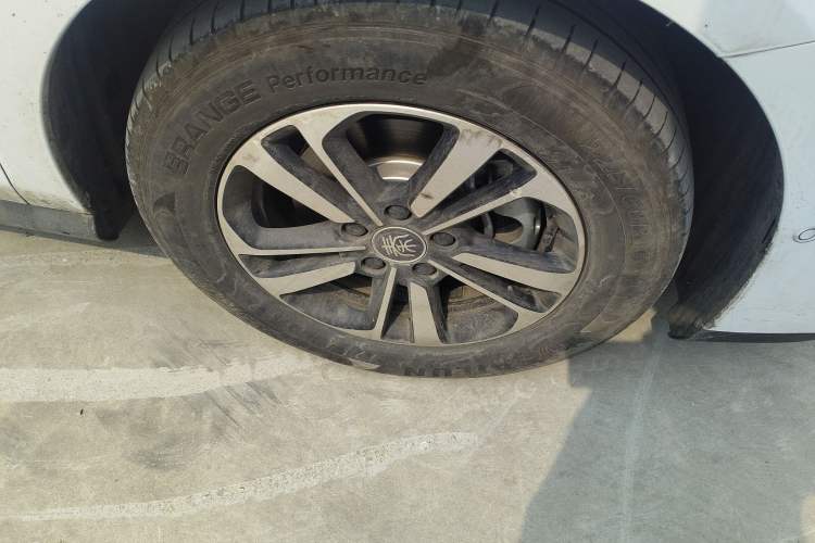 Used BYD Qin PLUS 2025 DM-i Smart Drive 120KM Superior Model
