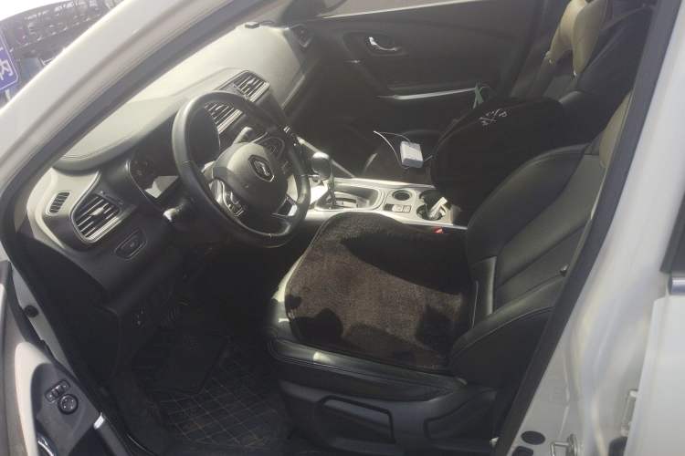 Used Renault Kadjar 2017 2.0L Two-Wheel-Drive Leading Edition Left Front Seat