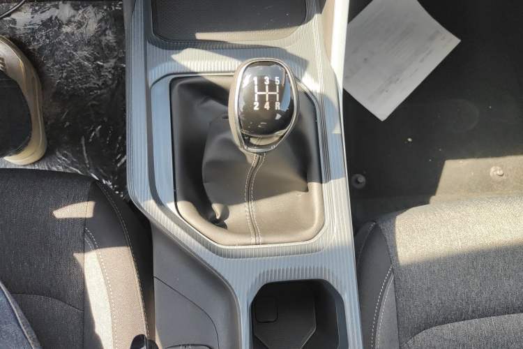 Used Geely Auto Emgrand 2025 4th Generation 1.5L Manual - Starry Edition
