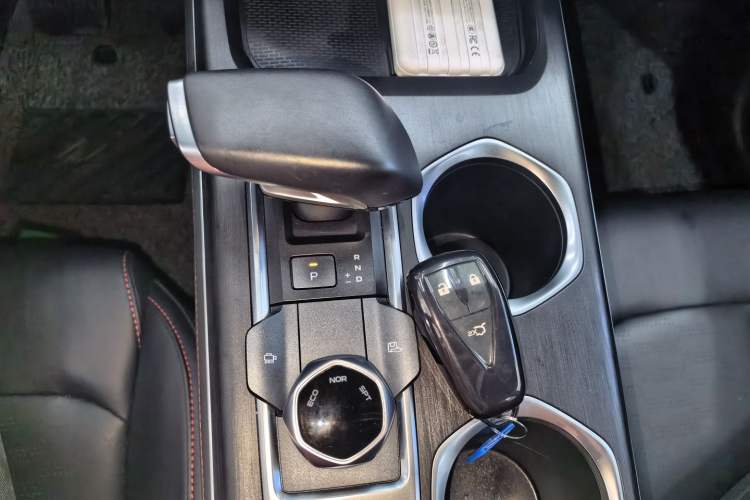 Used CHANGAN CS55PLUS 2022 2nd Generation 1.5T DCT Prestige Version Gear Lever