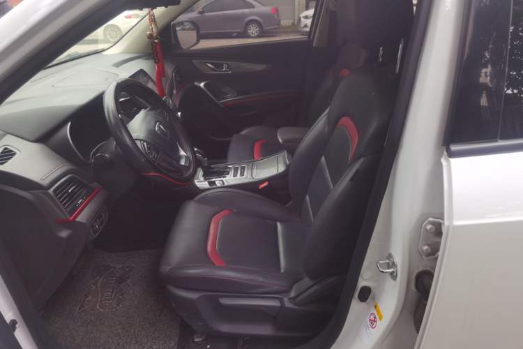 Used CHANGAN CS55 2019 1.5T Automatic Colorful Edition China VI Standard
