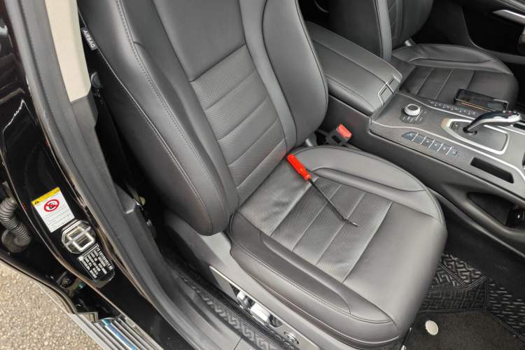 Used Wey VV7 2020 2.0T Flagship Edition
