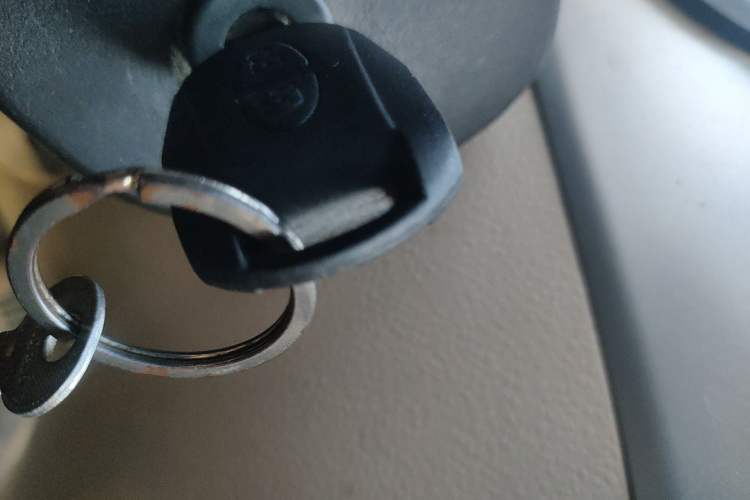 Used CHANGAN KAICHENG Ruixing M90 2016 2.0L Standard Version 4G94S
