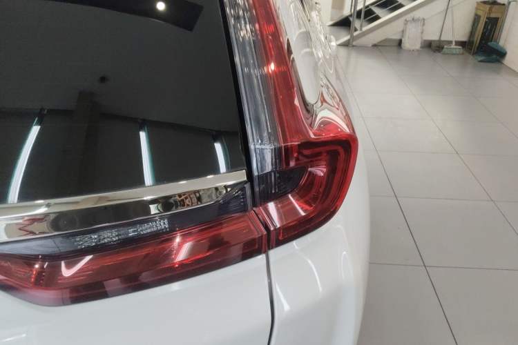 Used Honda CR-V 2021 240TURBO CVT 2WD Fashion Edition