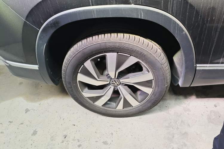 Used Volkswagen Tayron 2022 280TSI Two-Wheel Drive Luxury Smart Connectivity Version Exterior 5